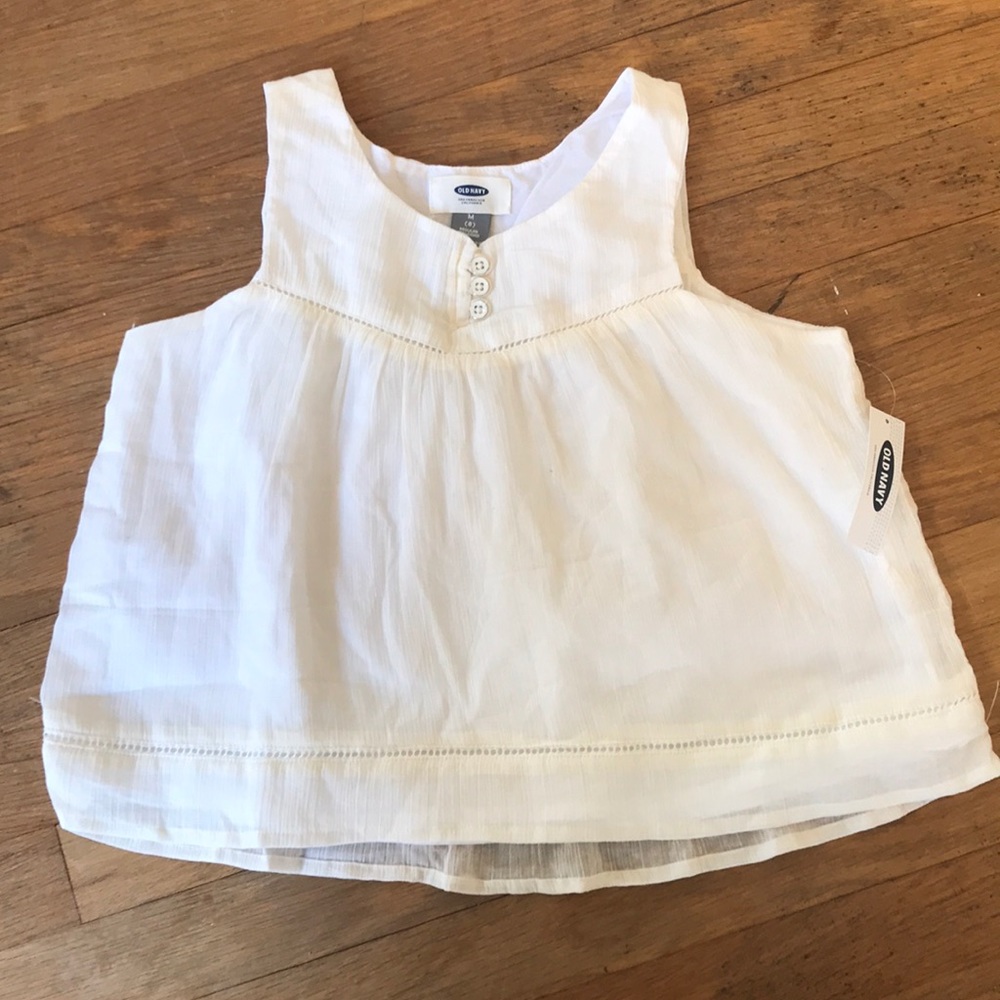 Size medium tank top